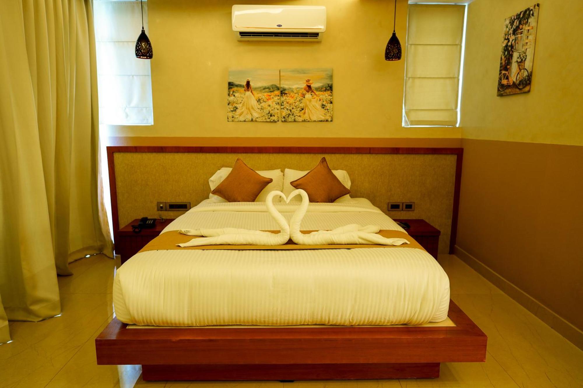 Mount Stratus Resort Vayalada Balussery Exterior foto